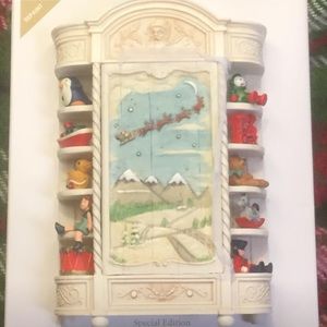 NEW 2011 Hallmark Special Edition Ornament